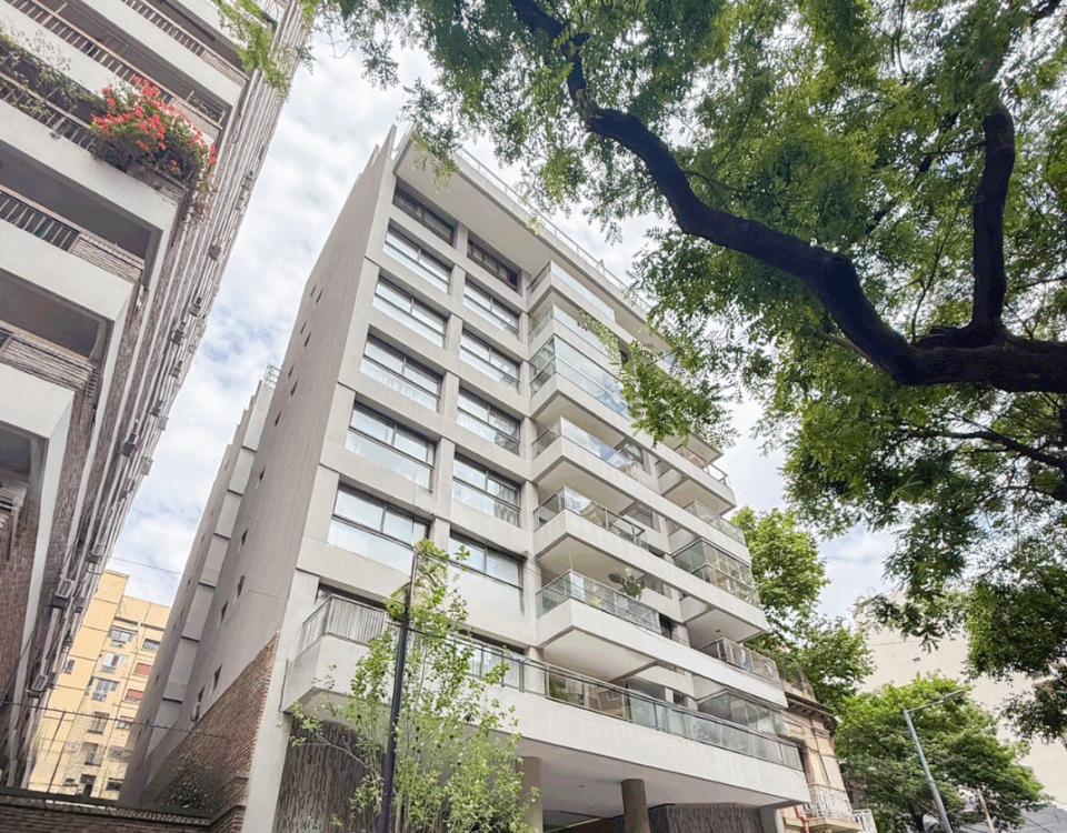 J. Newbery 1680 Cañitas, C.A.B.A, Argentina.