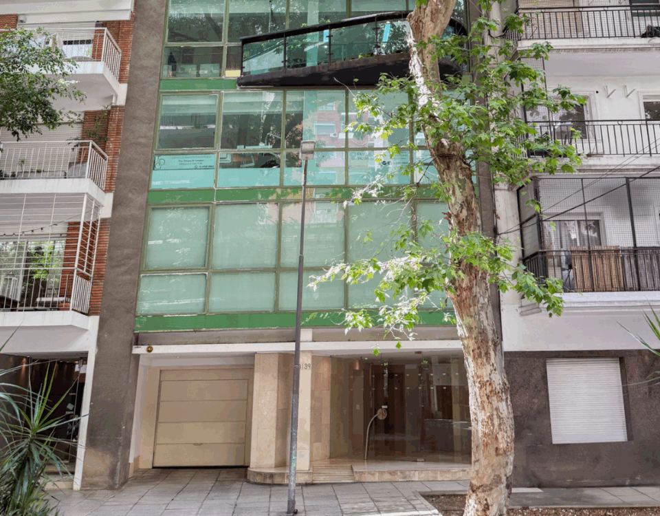 Sinclair 3139 Palermo, C.A.B.A, Argentina.